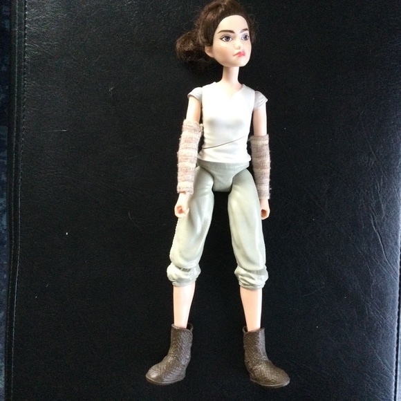 Hasbro Star Wars Rey 11" Doll - Picture 1 of 8